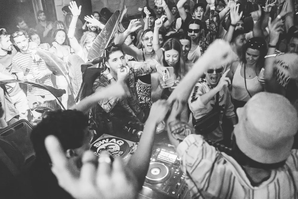 B&W crowd
